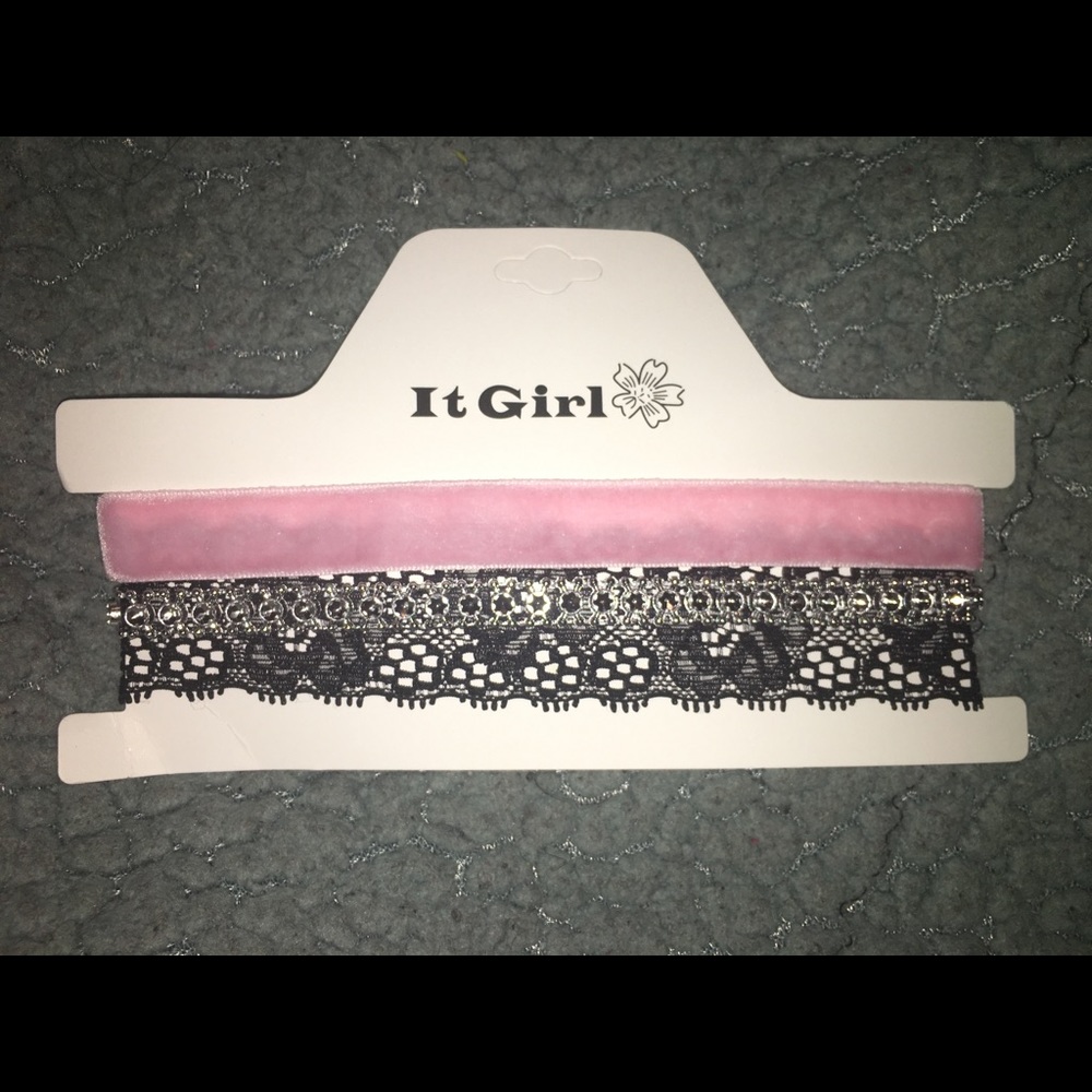 🌺3 for $15🌺 Set of 3 Chockers